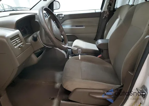 2008 Jeep Compass Sport z USA, uszkodzony, nr VIN 1J8FF47W08D759058